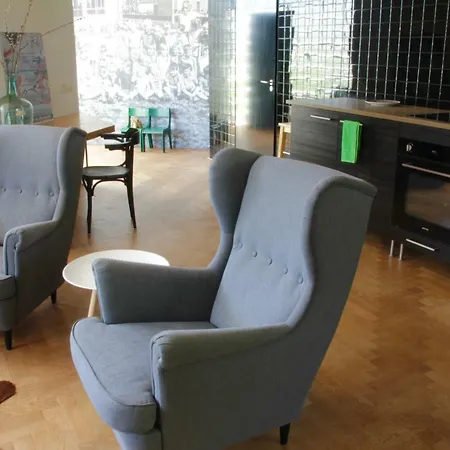 Holiday home De Oude Kleuterschool *